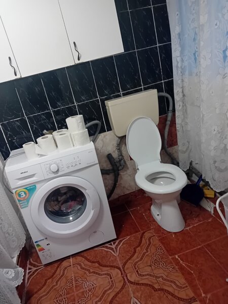 Cartierul 23 August, sector 3, piata